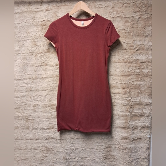 Athleta Destina Reversible T-Shirt Dress Size M - Picture 1 of 3